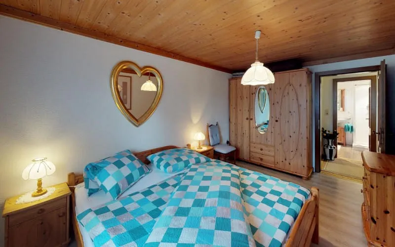 appartementweinbergbedroom2.jpg